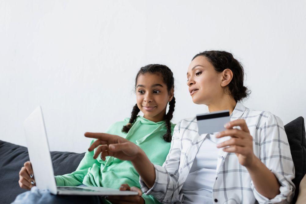 mom and child money
